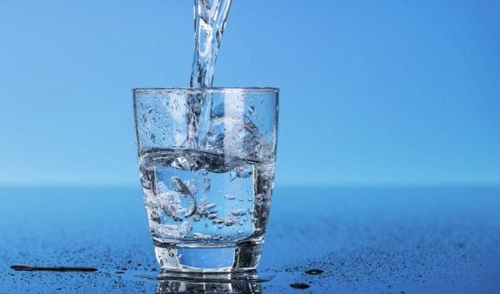 A auga é a base da alimentación potable