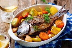 peixe ao forno para a dieta mediterránea